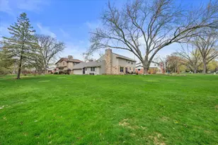 12547 N Jonquil Ct, Mequon, WI 53092 - Photo 40