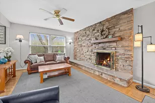 12547 N Jonquil Ct, Mequon, WI 53092 - Photo 14