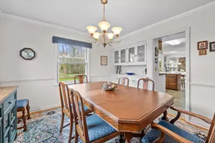 12547 N Jonquil Ct, Mequon, WI 53092 - Photo 8