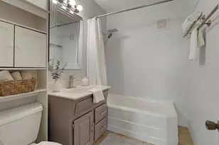 3672 E Hammond Ave, Cudahy, WI 53110 - Photo 10