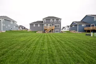 10601 N Tree Sparrow Dr, Mequon, WI 53097 - Photo 4