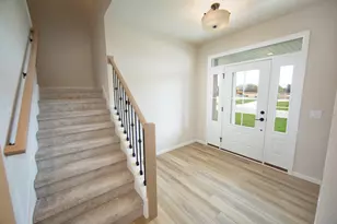 10601 N Tree Sparrow Dr, Mequon, WI 53097 - Photo 16