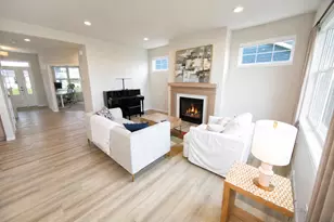 10601 N Tree Sparrow Dr, Mequon, WI 53097 - Photo 8