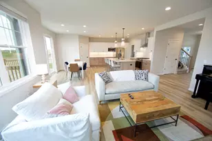 10601 N Tree Sparrow Dr, Mequon, WI 53097 - Photo 10