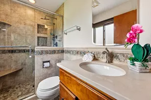 8480 N Indian Creek Pkwy, Fox Point, WI 53217 - Photo 12