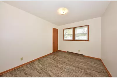 5760 W Betty Ln, Brown Deer, WI 53223 - Photo 12