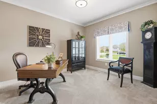 236 Four Winds Ct, Hartland, WI 53029 - Photo 18