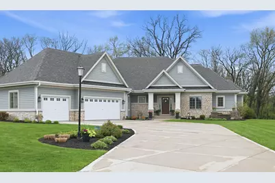 236  Four Winds Ct, Hartland, WI 53029 - Photo 36