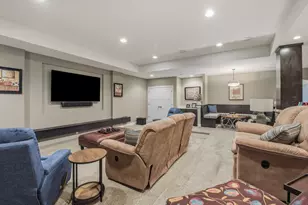 236 Four Winds Ct, Hartland, WI 53029 - Photo 22