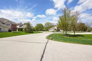 W398N5983 Autumn Woods Dr, Oconomowoc, WI 53066 - Photo 28