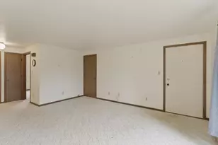 2308 Park Pl, Sheboygan, WI 53083 - Photo 6