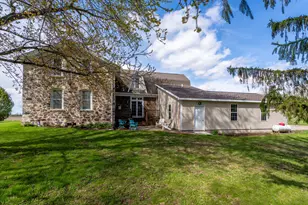 24411 Point Creek Rd, Schleswig, WI 53042 - Photo 32