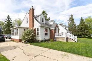10540 W Spring Green Rd, Greenfield, WI 53228 - Photo 22