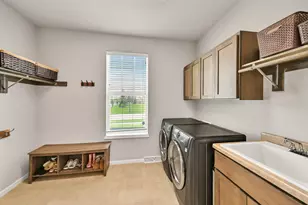 7850 W Mourning Dove Ln, Mequon, WI 53097 - Photo 20