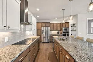 7850 W Mourning Dove Ln, Mequon, WI 53097 - Photo 10
