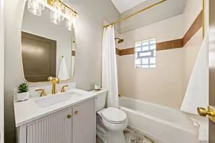 1835 N Davies Dr, Summit, WI 53066 - Photo 20