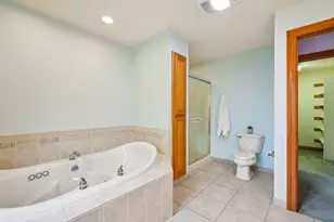 398 Oneida St, Delafield, WI 53018 - Photo 38