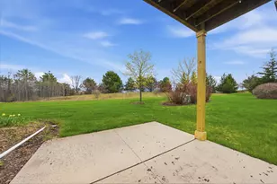 1664 New Port Vista Dr, Port Washington, WI 53074 - Photo 20