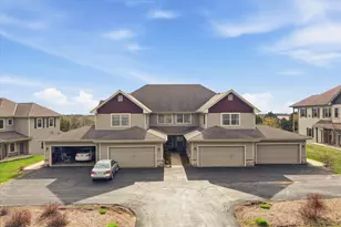 1664 New Port Vista Dr, Port Washington, WI 53074 - Photo 42