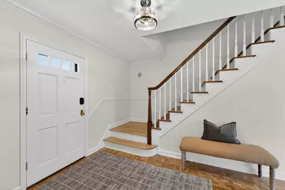1044 W Jonathan Ln, Bayside, WI 53217 - Photo 2