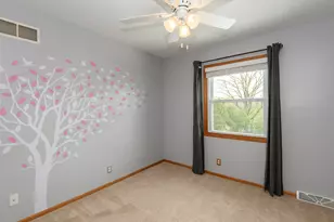 8160 S Wildwood Dr, Oak Creek, WI 53154 - Photo 40