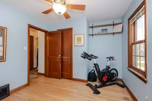 2876 S 86th St, West Allis, WI 53227 - Photo 18