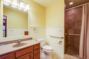 1019 S 25th St, Manitowoc, WI 54220 - Photo 20