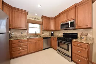 220 Judge Dr, Saukville, WI 53080 - Photo 6