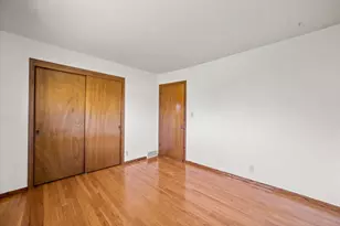 7002 W Lindner Dr, Franklin, WI 53132 - Photo 44