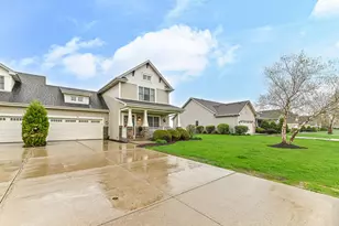 1736 Raintree Ln, Racine, WI 53406 - Photo 44