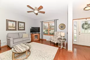 1736 Raintree Ln, Racine, WI 53406 - Photo 6