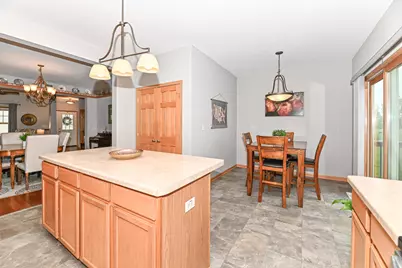 1736  Raintree Ln #47, Racine, WI 53406 - Photo 18