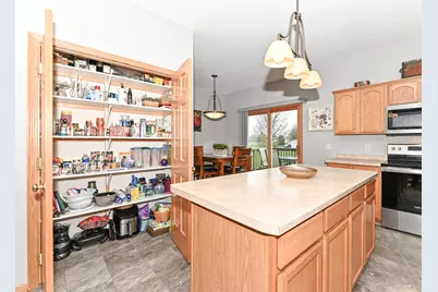 1736  Raintree Ln #47, Racine, WI 53406 - Photo 22