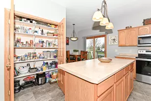 1736 Raintree Ln, Racine, WI 53406 - Photo 22
