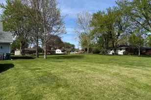 2311 E Lorena Dr, Turtle, WI 53511 - Photo 50