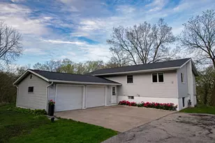 16208 Denzer Rd, Rollingstone, MN 55959 - Photo 30