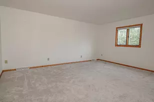 16208 Denzer Rd, Rollingstone, MN 55959 - Photo 8