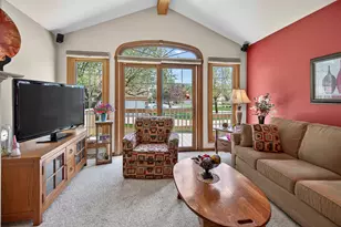 910 St Andrews Old, Racine, WI 53185 - Photo 12