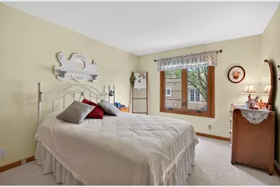 910  St. Andrews Old -, Racine, WI 53185 - Photo 18