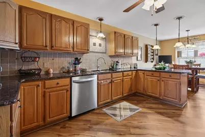 910  St. Andrews Old -, Racine, WI 53185 - Photo 2