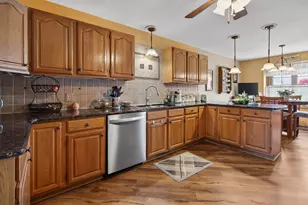910 St Andrews Old, Racine, WI 53185 - Photo 2