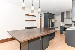 1232 S 74th St, West Allis, WI 53214 - Photo 14