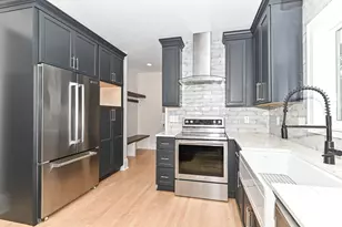1232 S 74th St, West Allis, WI 53214 - Photo 22