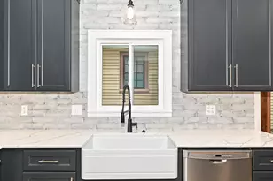 1232 S 74th St, West Allis, WI 53214 - Photo 24