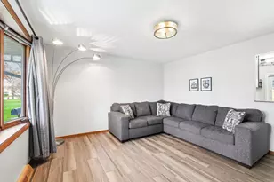 1216 S 114th St, West Allis, WI 53214 - Photo 2