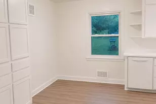S26W26998 Mac Arthur Rd, Waukesha, WI 53188 - Photo 6
