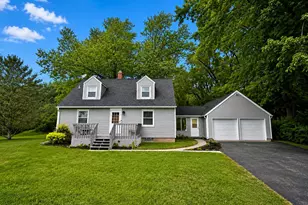S26W26998 Mac Arthur Rd, Waukesha, WI 53188 - Photo 2