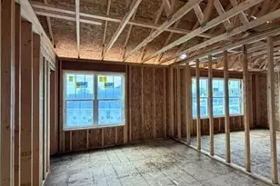 W220 N4600 Timber Loop, Pewaukee, WI 53072 - Photo 6