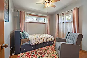 3182 N Knoll Blvd, Wauwatosa, WI 53222 - Photo 4