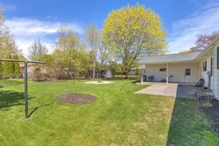 1208 Emerson Ave, Howards Grove, WI 53083 - Photo 26